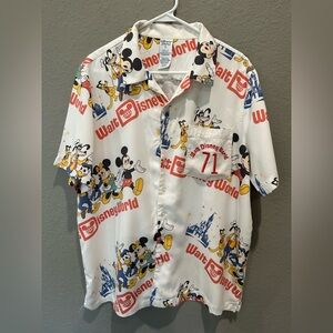 WDW Vault Collection 50th Anniversary White Button Up Shirt all over print Sz L